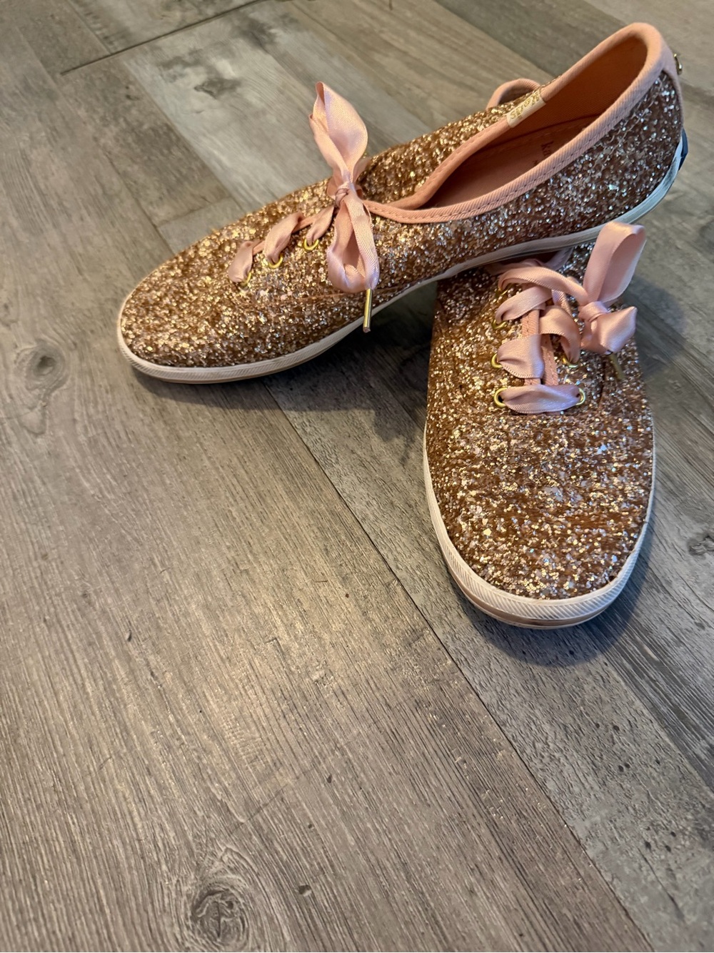 Glitter Ribbon Lace Sneakers - Pink